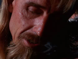 extant_XenaWarriorPrincess_6x07-TheRheingold_1847