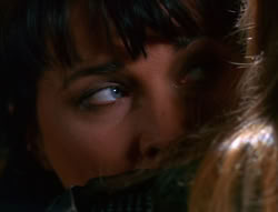 extant_XenaWarriorPrincess_6x07-TheRheingold_1853