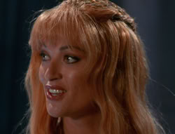 extant_XenaWarriorPrincess_6x07-TheRheingold_1881