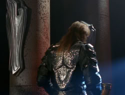 extant_XenaWarriorPrincess_6x07-TheRheingold_1898