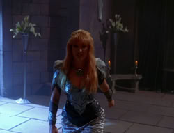 extant_XenaWarriorPrincess_6x07-TheRheingold_1907