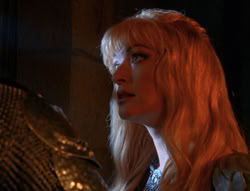 extant_XenaWarriorPrincess_6x07-TheRheingold_1914