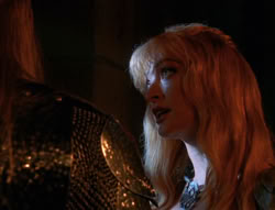 extant_XenaWarriorPrincess_6x07-TheRheingold_1924