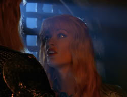extant_XenaWarriorPrincess_6x07-TheRheingold_1940