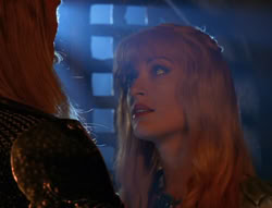 extant_XenaWarriorPrincess_6x07-TheRheingold_1942