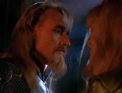 extant_XenaWarriorPrincess_6x07-TheRheingold_1950