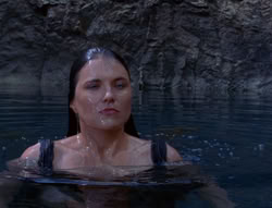 extant_XenaWarriorPrincess_6x07-TheRheingold_2338