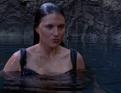 extant_XenaWarriorPrincess_6x07-TheRheingold_2339