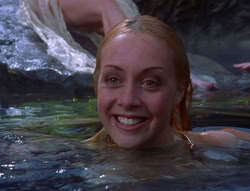 extant_XenaWarriorPrincess_6x07-TheRheingold_2344