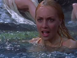 extant_XenaWarriorPrincess_6x07-TheRheingold_2348