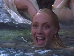 extant_XenaWarriorPrincess_6x07-TheRheingold_2351