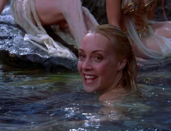 extant_XenaWarriorPrincess_6x07-TheRheingold_2356