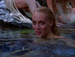 extant_XenaWarriorPrincess_6x07-TheRheingold_2357
