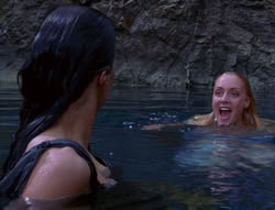 extant_XenaWarriorPrincess_6x07-TheRheingold_2395