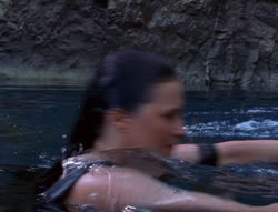 extant_XenaWarriorPrincess_6x07-TheRheingold_2403
