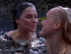 extant_XenaWarriorPrincess_6x07-TheRheingold_2414