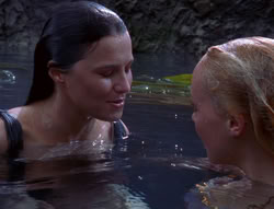 extant_XenaWarriorPrincess_6x07-TheRheingold_2419