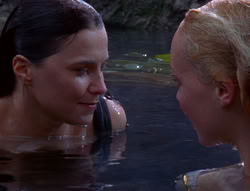 extant_XenaWarriorPrincess_6x07-TheRheingold_2435