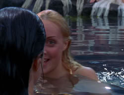 extant_XenaWarriorPrincess_6x07-TheRheingold_2444