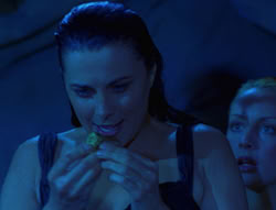 extant_XenaWarriorPrincess_6x07-TheRheingold_2577