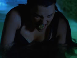 extant_XenaWarriorPrincess_6x07-TheRheingold_2604
