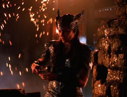 extant_XenaWarriorPrincess_6x07-TheRheingold_2614