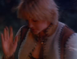 extant_XenaWarriorPrincess_6x07-TheRheingold_2679