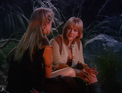 extant_XenaWarriorPrincess_6x07-TheRheingold_2684
