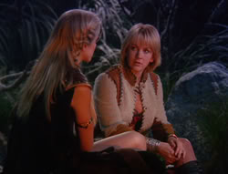 extant_XenaWarriorPrincess_6x07-TheRheingold_2690