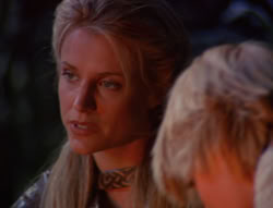 extant_XenaWarriorPrincess_6x07-TheRheingold_2702