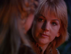 extant_XenaWarriorPrincess_6x07-TheRheingold_2739