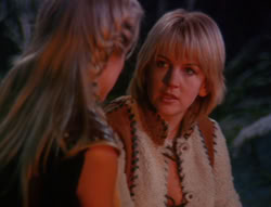 extant_XenaWarriorPrincess_6x07-TheRheingold_2804