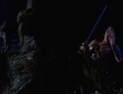 extant_XenaWarriorPrincess_6x07-TheRheingold_3151