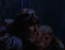extant_XenaWarriorPrincess_6x07-TheRheingold_3161