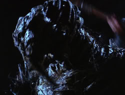extant_XenaWarriorPrincess_6x07-TheRheingold_3226