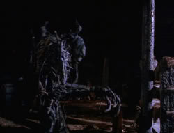 extant_XenaWarriorPrincess_6x07-TheRheingold_3244