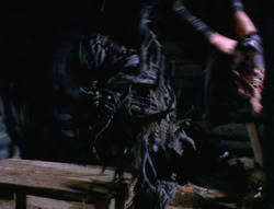 extant_XenaWarriorPrincess_6x07-TheRheingold_3258