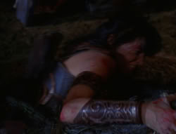 extant_XenaWarriorPrincess_6x07-TheRheingold_3283