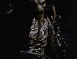 extant_XenaWarriorPrincess_6x07-TheRheingold_3324
