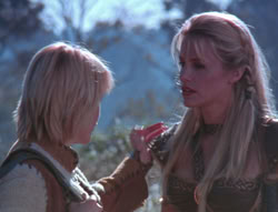 extant_XenaWarriorPrincess_6x07-TheRheingold_3377