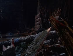 extant_XenaWarriorPrincess_6x07-TheRheingold_3394