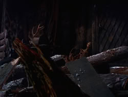extant_XenaWarriorPrincess_6x07-TheRheingold_3398