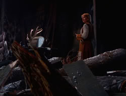 extant_XenaWarriorPrincess_6x07-TheRheingold_3404