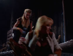 extant_XenaWarriorPrincess_6x07-TheRheingold_3430