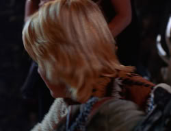 extant_XenaWarriorPrincess_6x07-TheRheingold_3452