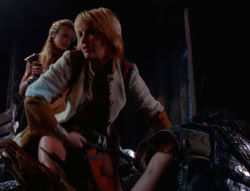extant_XenaWarriorPrincess_6x07-TheRheingold_3455