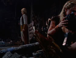 extant_XenaWarriorPrincess_6x07-TheRheingold_3465
