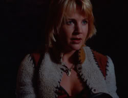 extant_XenaWarriorPrincess_6x07-TheRheingold_3493