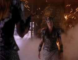 extant_XenaWarriorPrincess_6x08-TheRing_0637