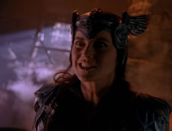 extant_XenaWarriorPrincess_6x08-TheRing_0648